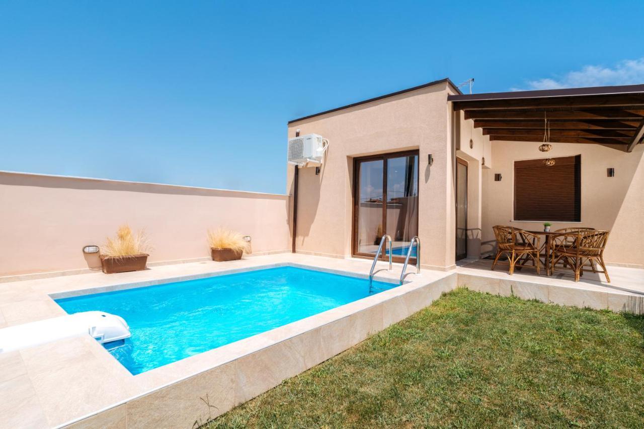 Salve Holiday Houses Paralía Eksteriør billede